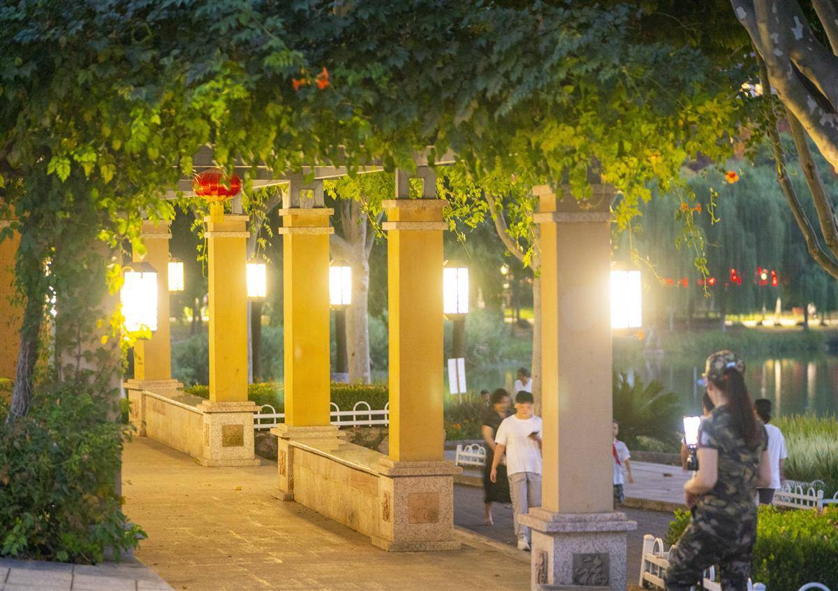 奔驰宝马电玩城558855